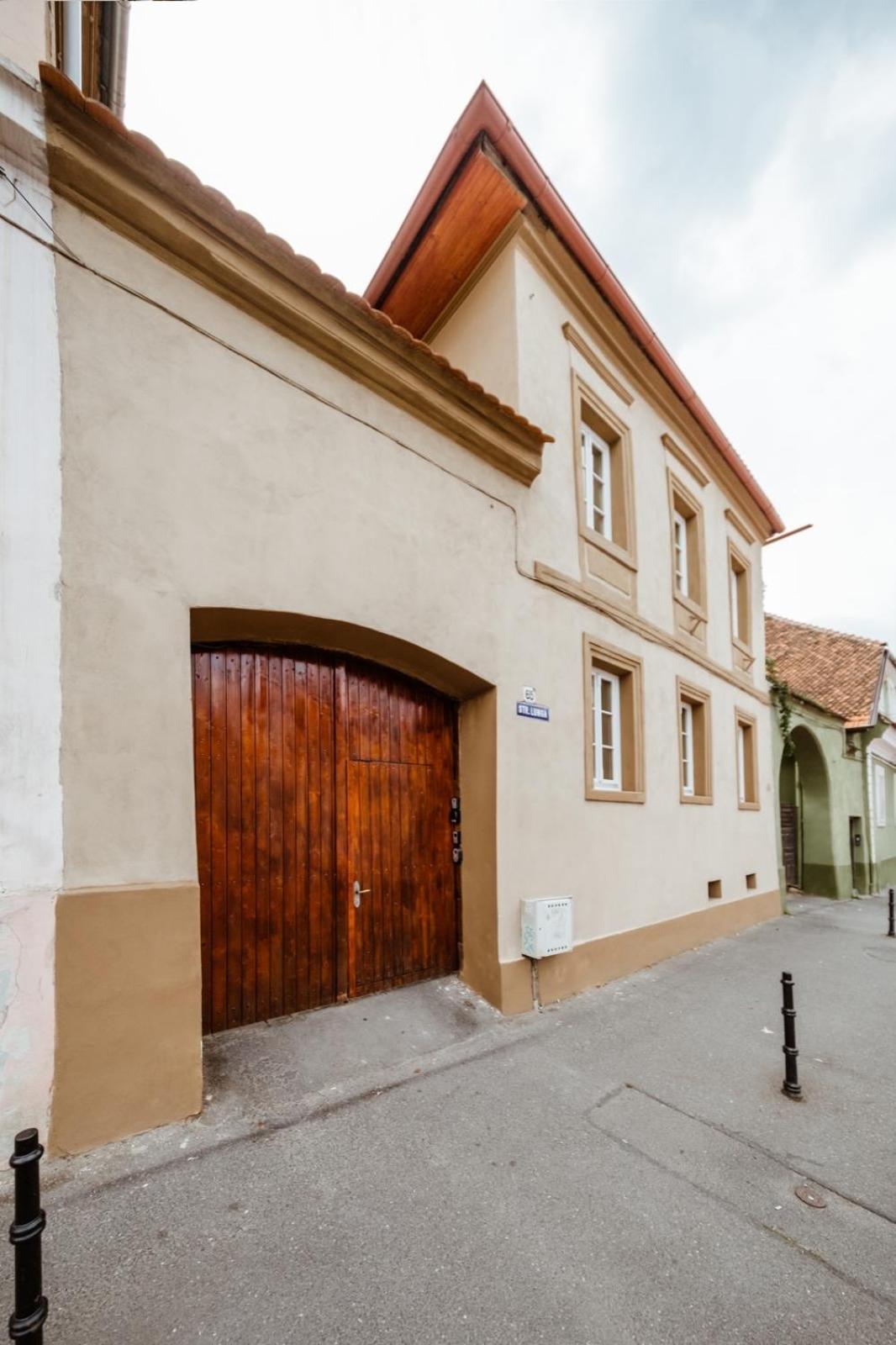 Evu Long Street Apartment Brasov Exterior photo