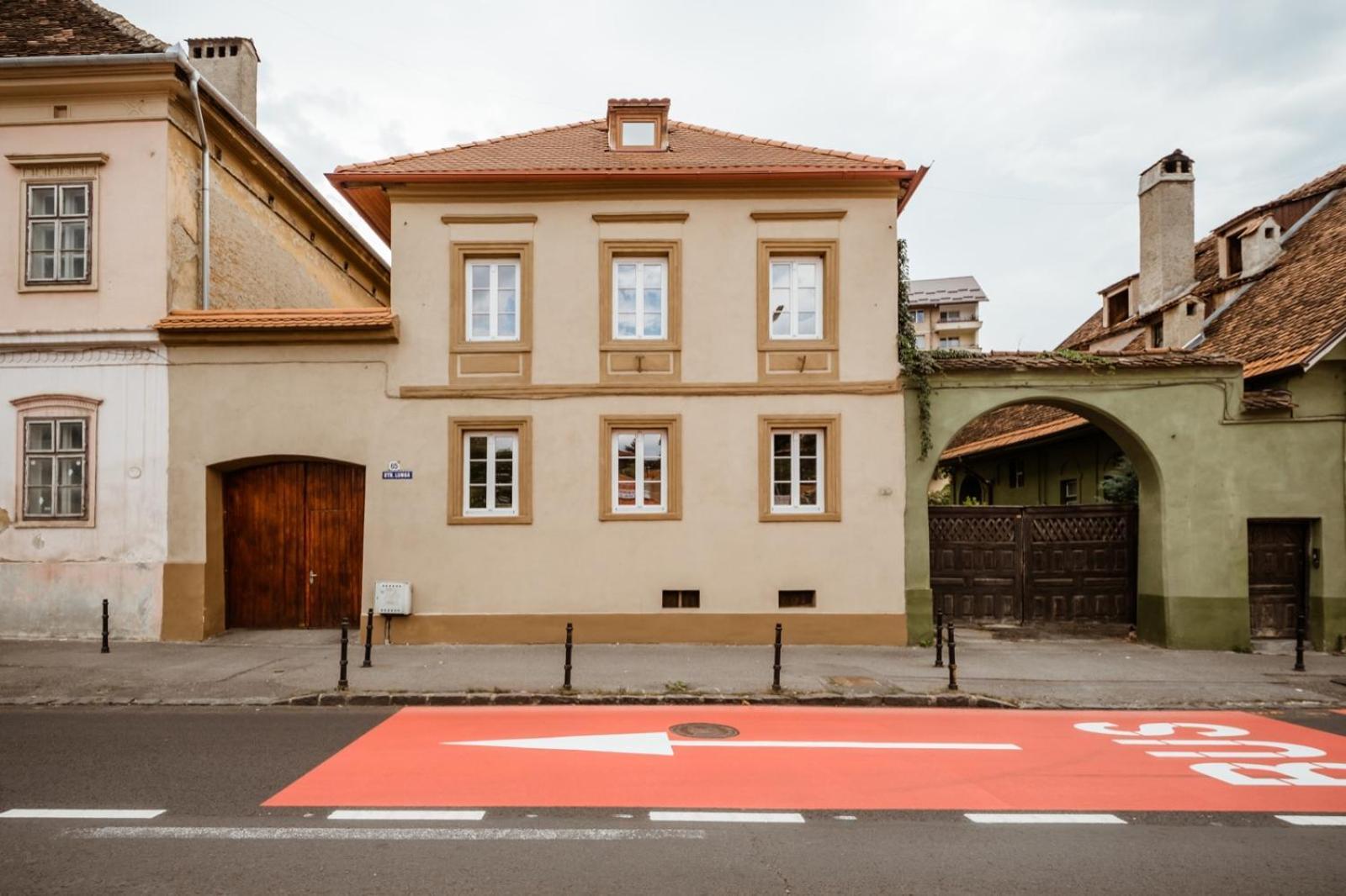 Evu Long Street Apartment Brasov Exterior photo